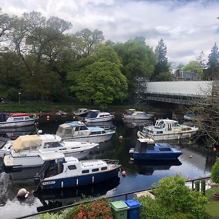 Loch Lomond Riverside Apartments A Balloch Bagian luar foto